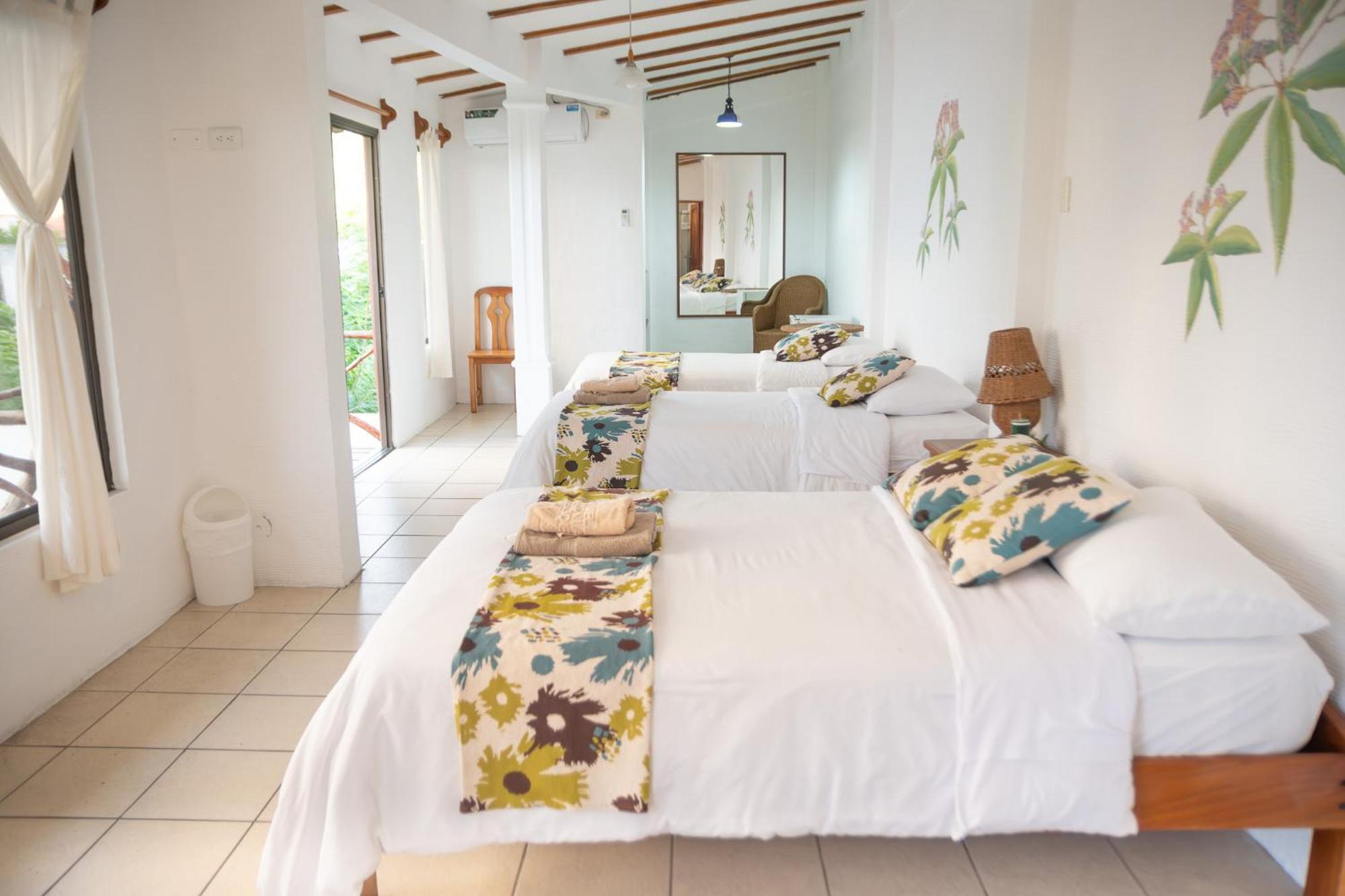 Hotel Miconia Puerto Baquerizo Moreno Eksteriør bilde
